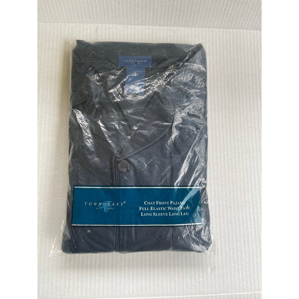 TOWNCRAFT Men’s Coat Front Pajamas Size XLT Navy New In Package